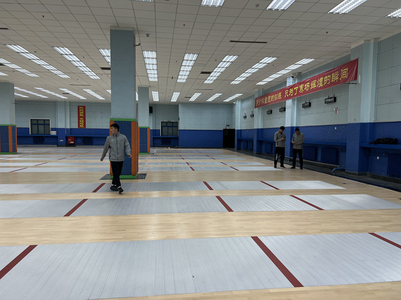 スポーツ用床材の安い価格の理由 スポーツ用床材の安い価格の理由