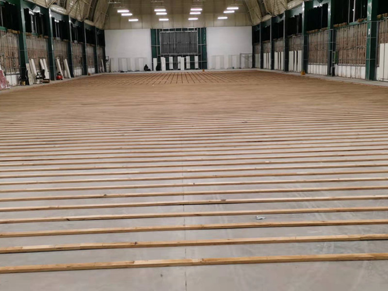 室内バスケットボール運動用のフロアー