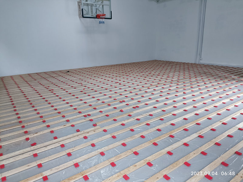 一つのバスケットボール場の木製床の造価はいくらですか 一つのバスケットボール場の木製床の造価はいくらですか