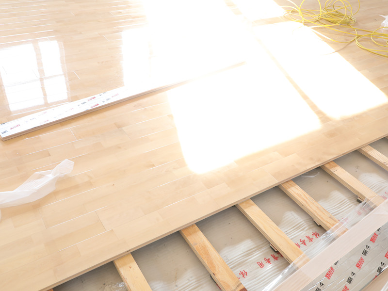 バスケットボール専用の木製床 バスケットボール専用の木製床