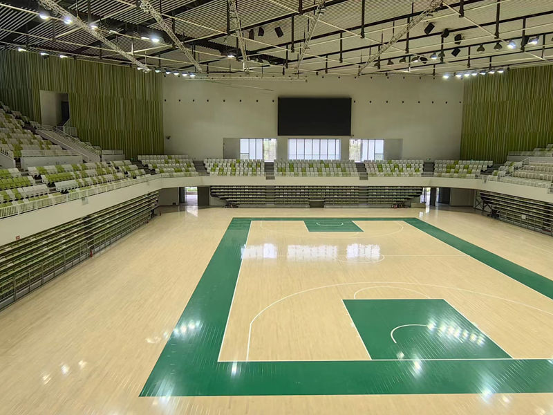 室内バスケットボール用の实木运动フロアーの張り付け方 室内バスケットボール用の实木运动フロアーの張り付け方