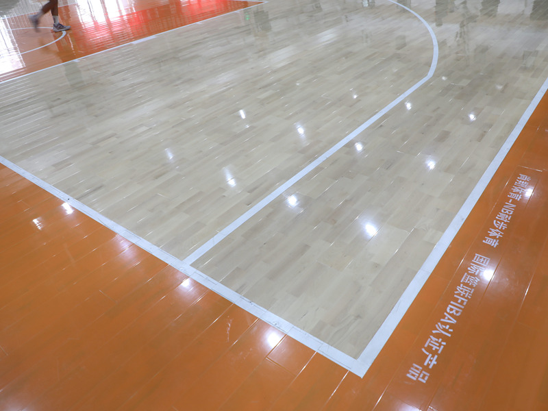 バスケットボール場用のスポーツ実木の床板 バスケットボール場用のスポーツ実木の床板