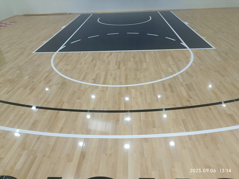 標準室内バスケットボール場の床 標準室内バスケットボール場の床